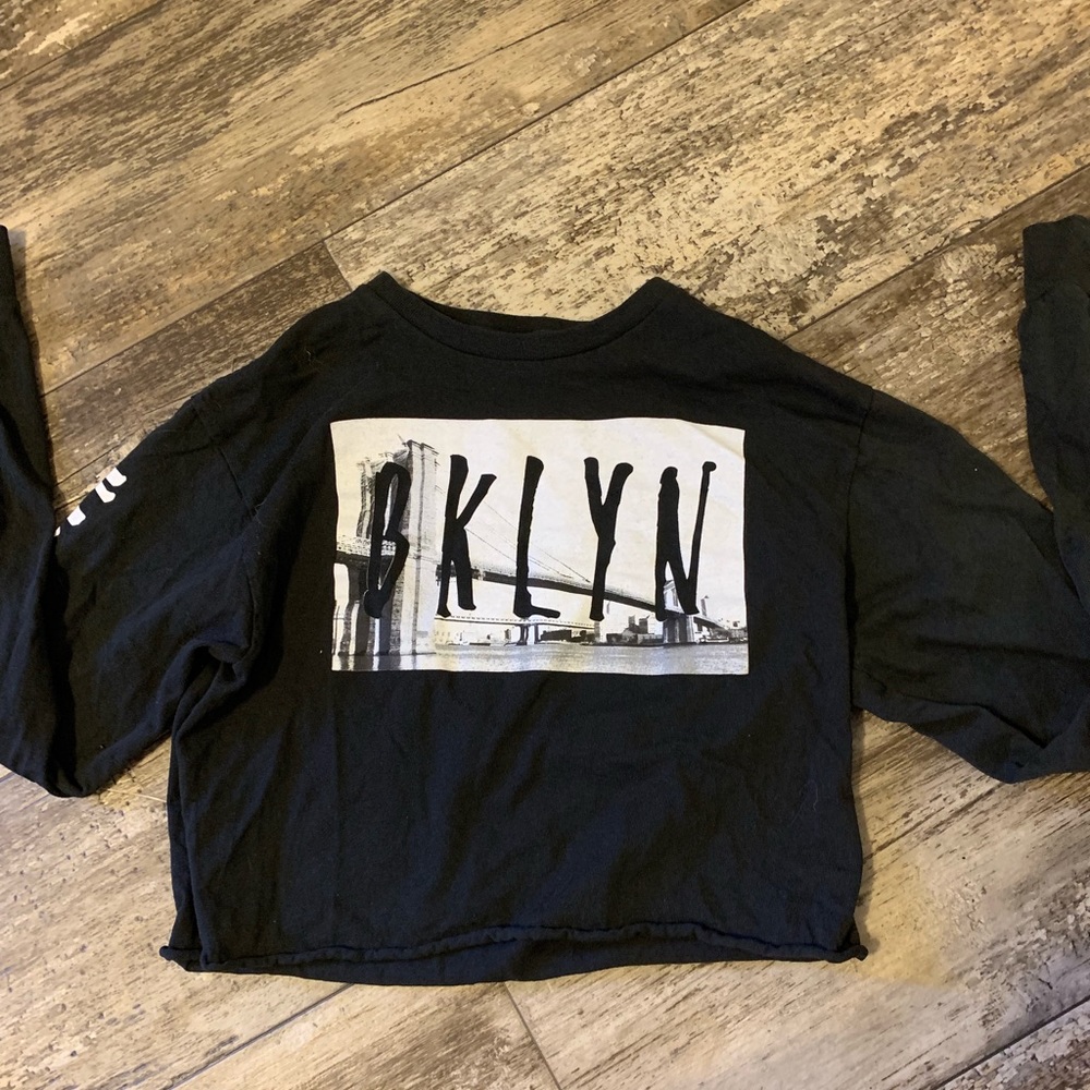 cropped long sleeve NY shirt